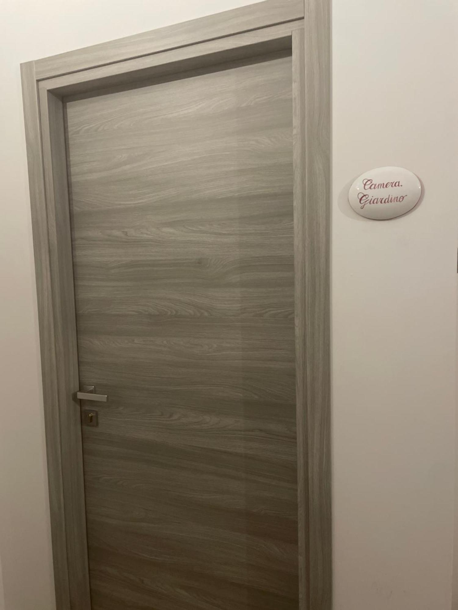O' Sole Mio Rudiae Rooms Lecce Ngoại thất bức ảnh